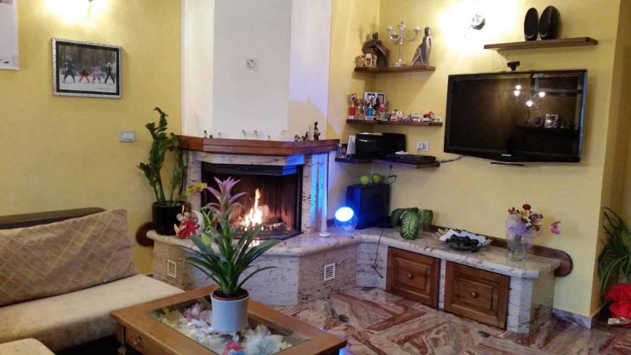 Luxury Apartment Pavullo Nel Frignano Bagian luar foto